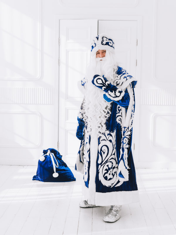 Дед Мороз Боярский (синий бархат)